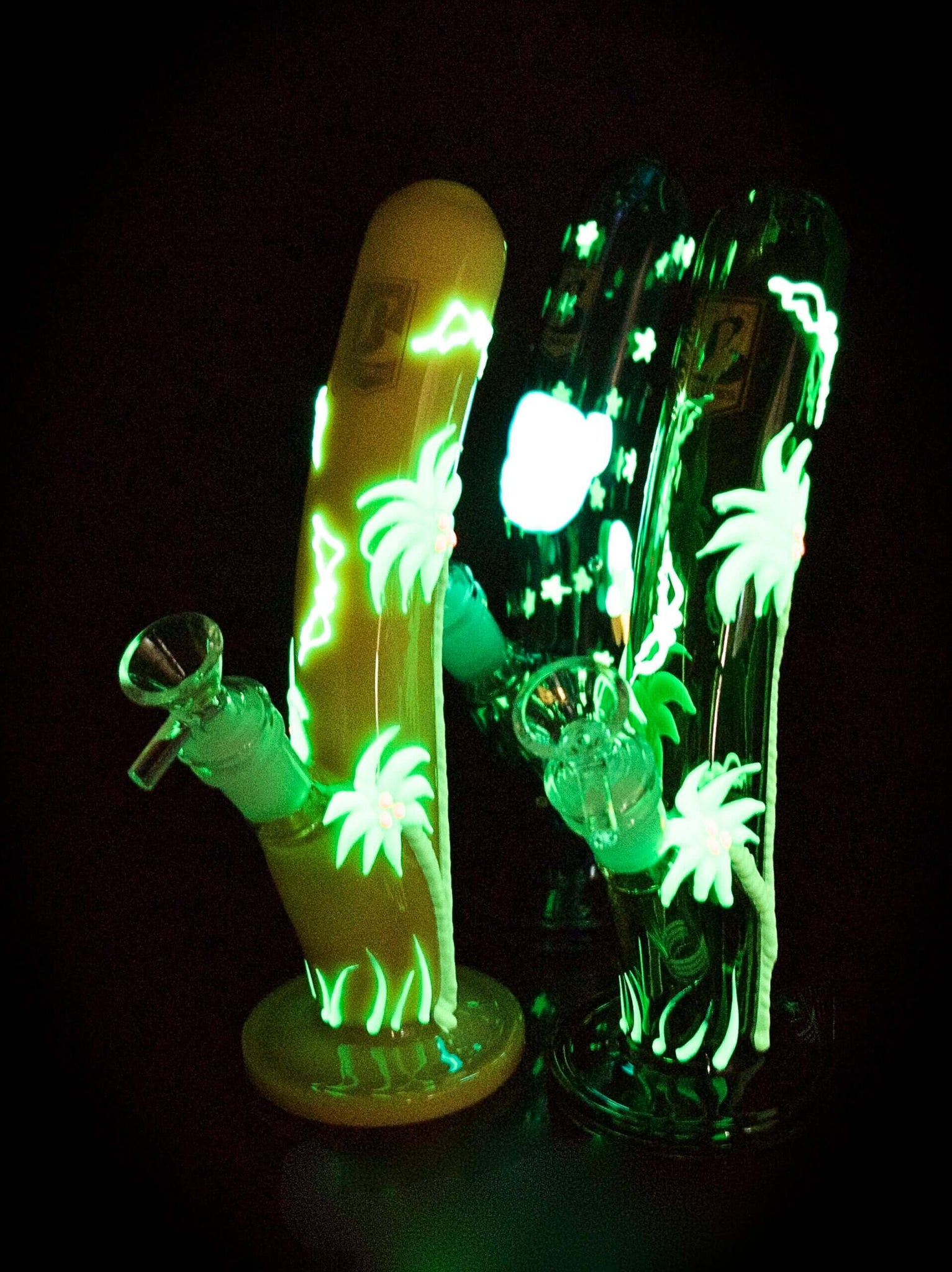 6B GLASS - 11" Tree of life Glow In The Dark Glass Water Pipe Bong -Outer Limit Sales-2021B27
