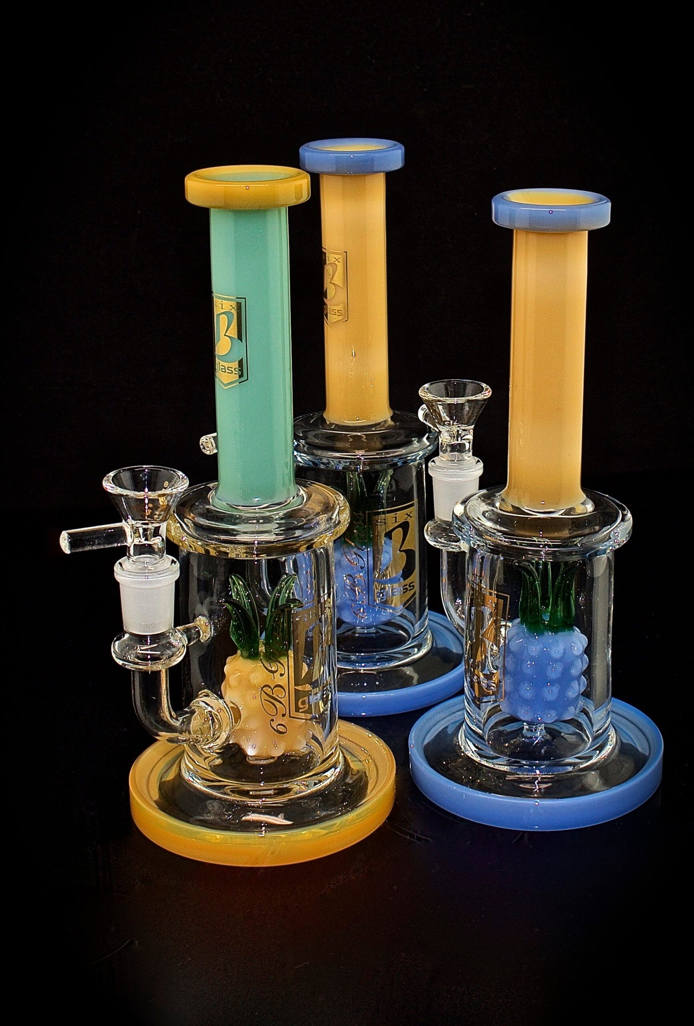6B Glass – Water pipe-Colorful with Pine Apple perc -2020B85