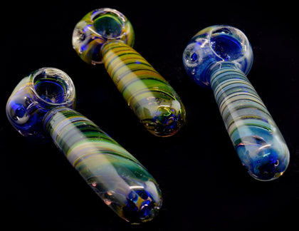 Glass Pipe  / Color Changing // Silver and Gold Fuming / Outer Limit Sales- 1810