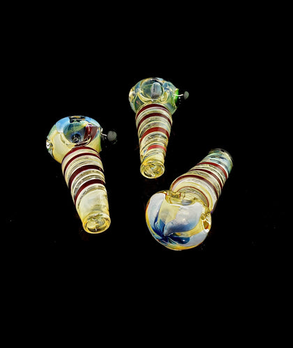 COLOR CHANGING GLASS PIPE -Outer Limit Sales